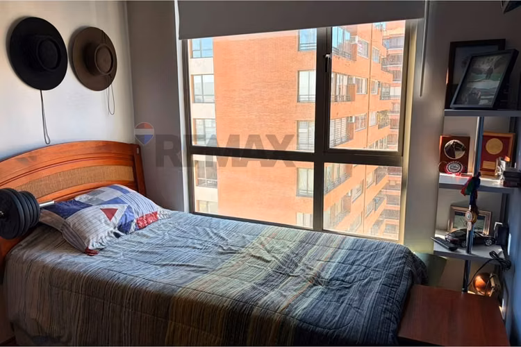 Arriendo depto 4d-3b hermanos cabot. lc