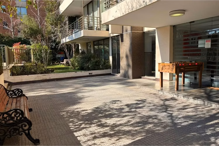 Arriendo depto 4d-3b hermanos cabot. lc