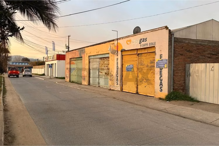 Venta de inmueble comercial, san vicente de t.t.