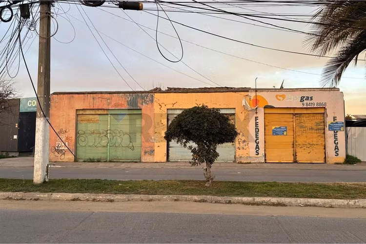 Venta de inmueble comercial, san vicente de t.t.