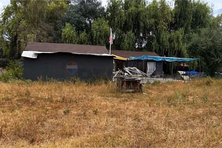 Casa en venta, el carmen de los lingues.