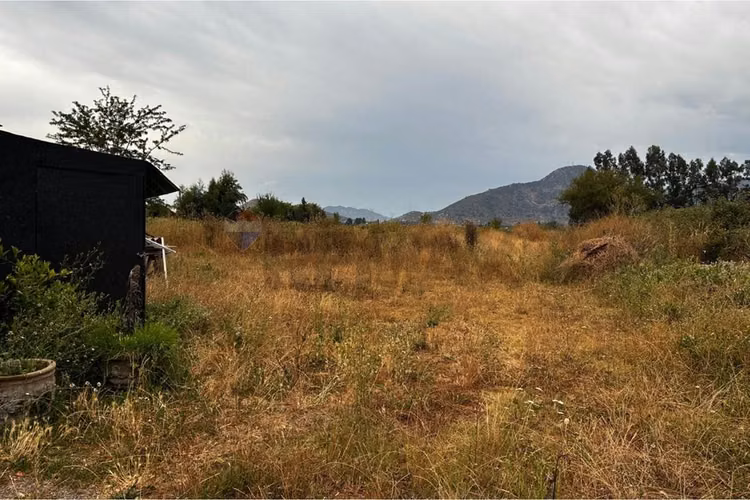 Casa en venta, el carmen de los lingues.