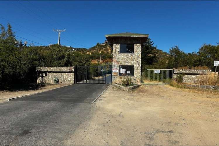 Exclusiva casa moderna en construcción avanzada - Imagen 3