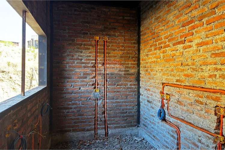 Exclusiva casa moderna en construcción avanzada - Imagen 11