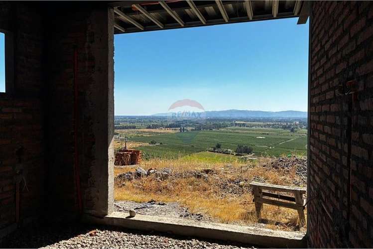 Exclusiva casa moderna en construcción avanzada - Imagen 8