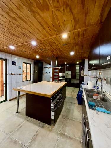 CASA CON DOBLE CALEFACCIÓN SECTOR CÉNTRICO - Imagen 6