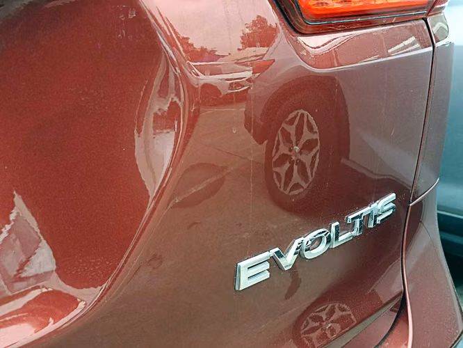 SUBARU EVOLTIS 2025