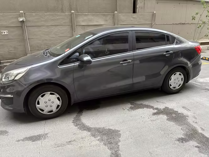 Kia río 4