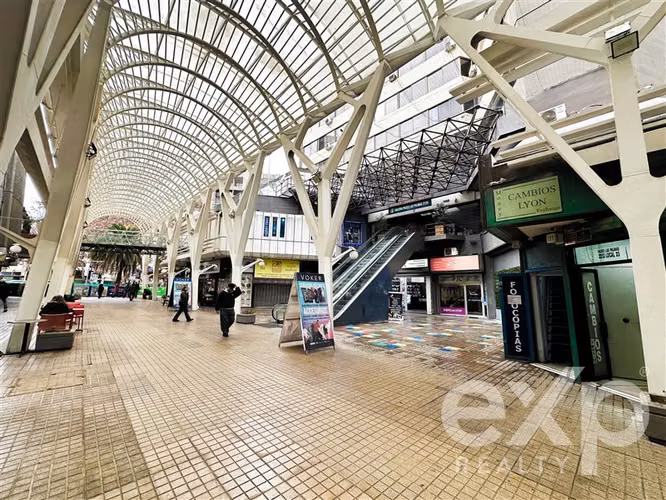 Local Comercial en venta en Providencia 40 metros
