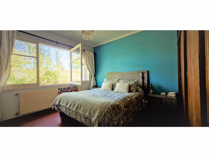Venta de casa en Quillota, paradero 8, con 244 m2., sitio de 1.400 m2. 350 M$