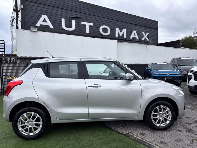 SUZUKI SWIFT 1.2 GL SPORT MT 2023