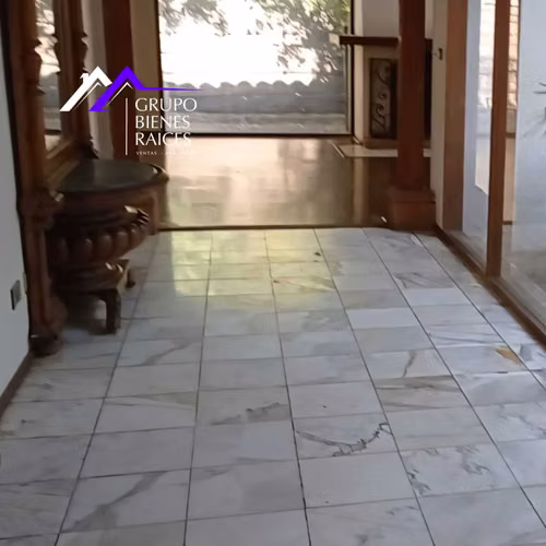 Moderna Casa con Excelente Conectividad (176160) - Imagen 9