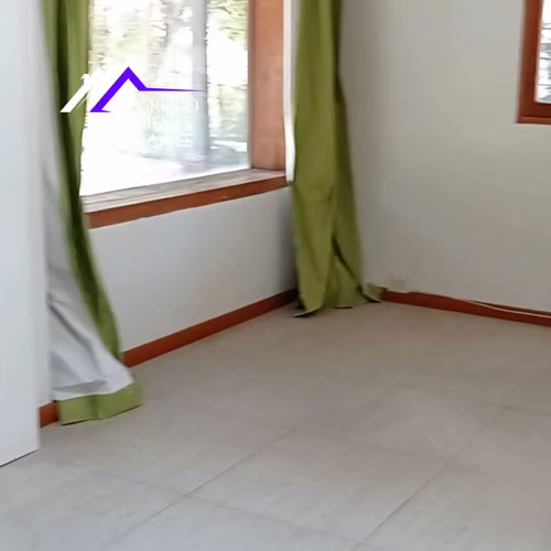 Moderna Casa con Excelente Conectividad (176160) - Imagen 20