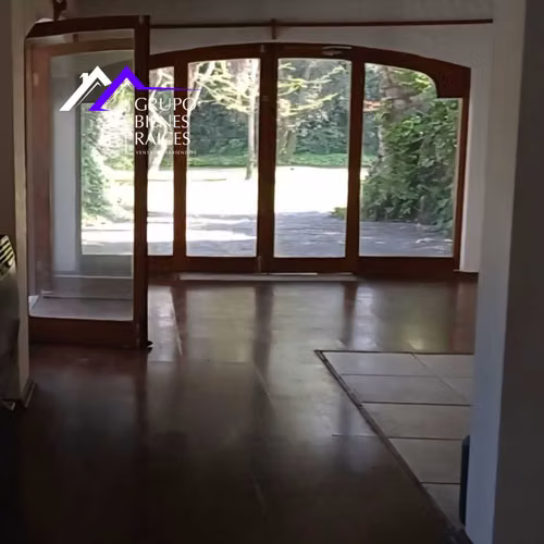 Moderna Casa con Excelente Conectividad (176160) - Imagen 13