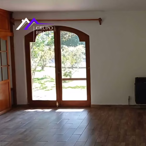 Moderna Casa con Excelente Conectividad (176160) - Imagen 14
