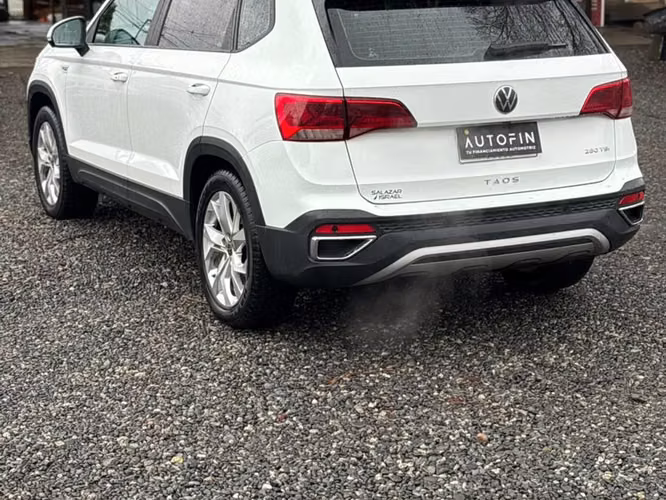VOLKSWAGEN Taos TSI 1.4 AT 2022