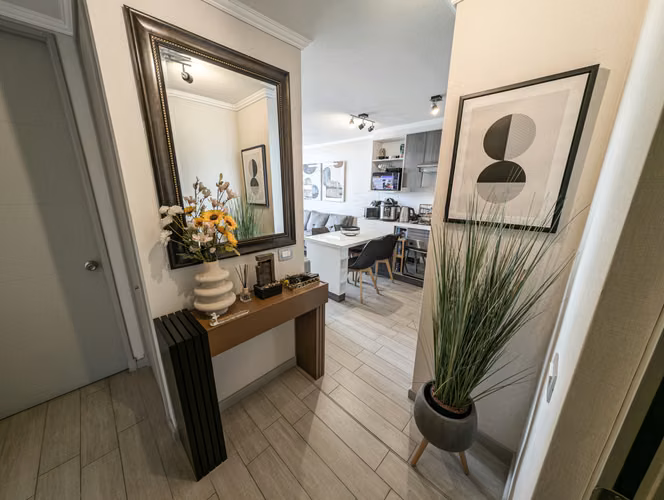 Departamento dos dormitorios un baño , con bodega y estacionamiento