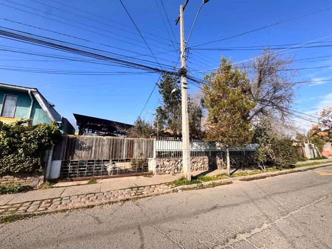 Se Vende: 211 m² Const., Potencial Desarrollo – $
