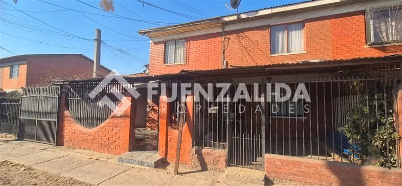 Casa en venta de 4 dorm. en Maipú - Imagen 2