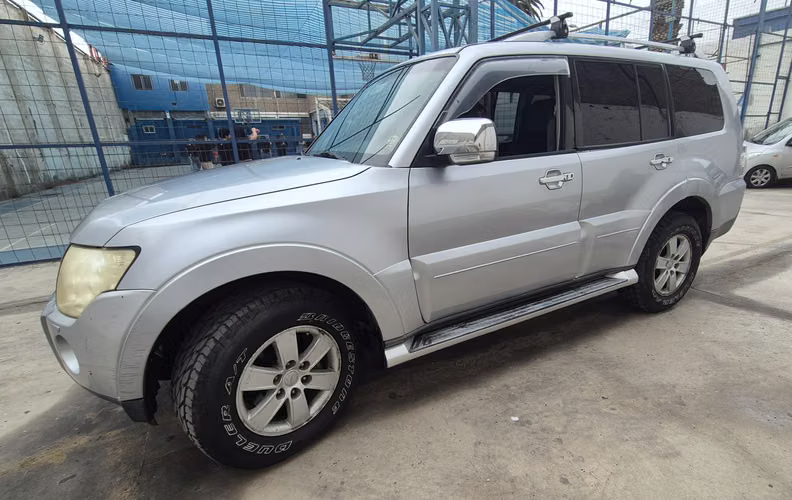 Mitsubishi Montero 3.8 AUT