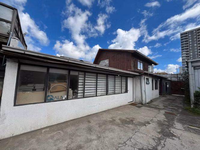 Copia de:  Casa interior, arriendo sólo para oficina.