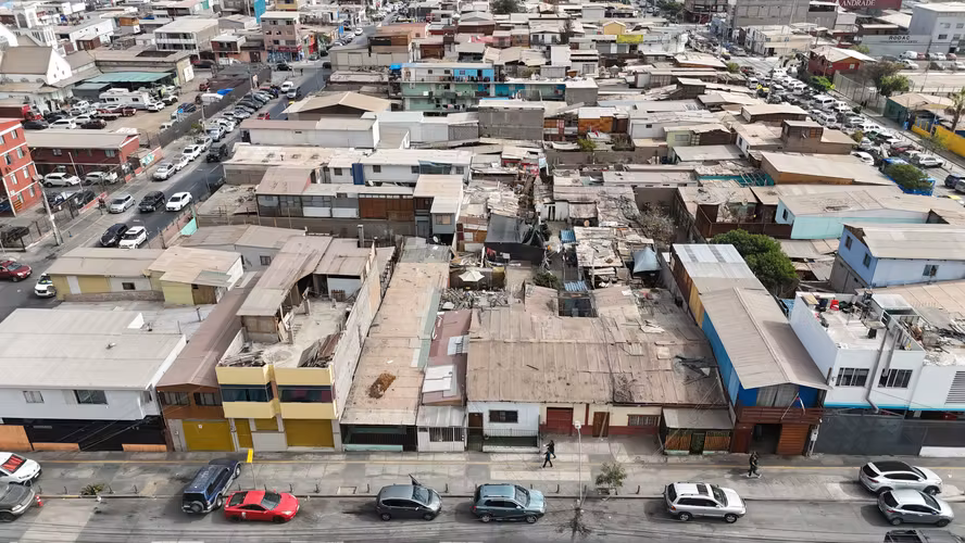 Terreno Inversión 525 m² · Arturo Pérez Canto · Uso Comercial y Residencial