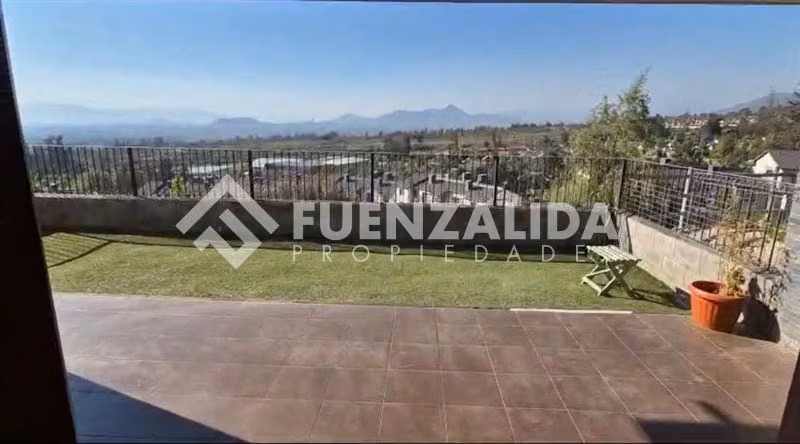 Espectacular Depto. con patio en venta, La Florida, JS