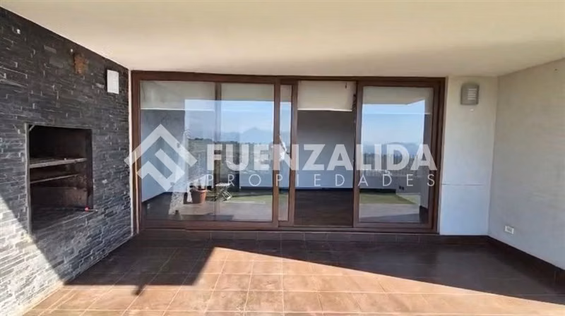 Espectacular Depto. con patio en venta, La Florida, JS