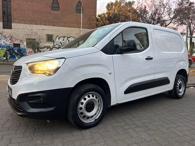 OPEL COMBO HDI 92 L1 5P 1.6 - 2022 | 338