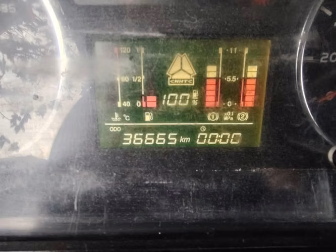 Se vende camión con caja de frio, marca sinotruck 3500 kilos de carga (clase B) se vende por no uso (kilometraje 36665)