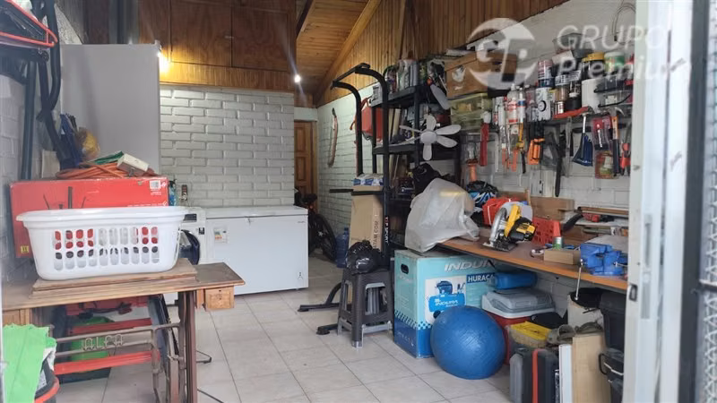 Casa en venta de a pasos del metro laguna en Pudahuel