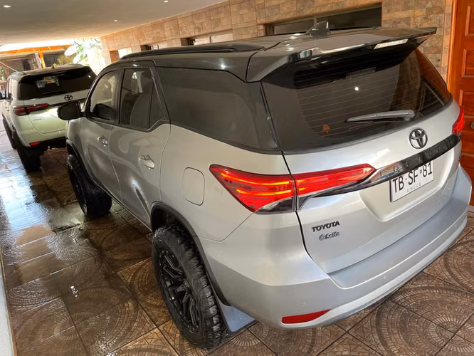 TOYOTA FORTUNER 2024 4X4 2.8 DIESEL