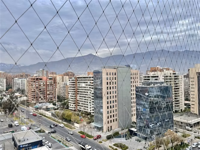 Departamento en venta de 3 dorm. en Las Condes