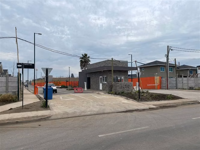MARAVILLOSA PROPIEDAD EN CONDOMINIO AL LADO DEL METRO BUIN