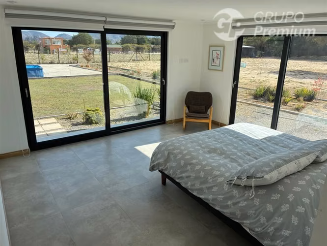 Exclusiva Casa en Parcela en Campiña Casablanca 4D 4B
