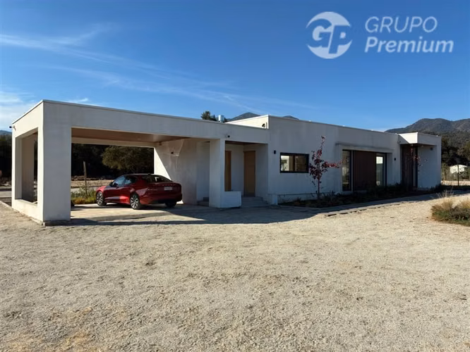 Exclusiva Casa en Parcela en Campiña Casablanca 4D 4B