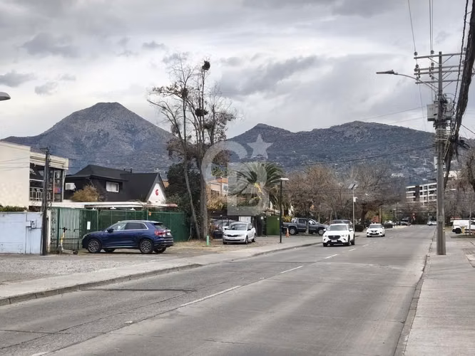 Excelente Local Comercial  – ¡Gran Visibilidad y Tránsito!