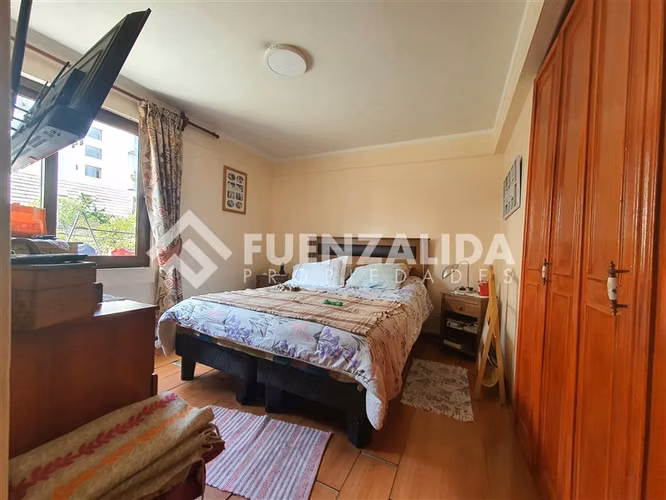 Casa en venta de 4 dorm. en Ñuñoa