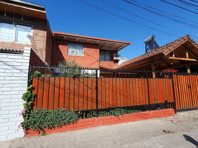 Linda Casa Pudahuel 3D 2 B metro Laguna Sur