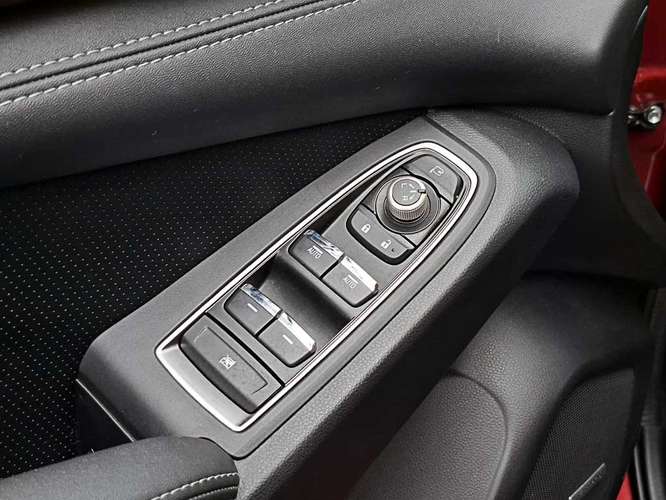 SUBARU EVOLTIS 2025