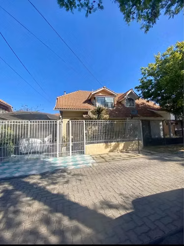 Se Vende: Casa Regularizada, Terminaciones Premium – $ - Imagen 2