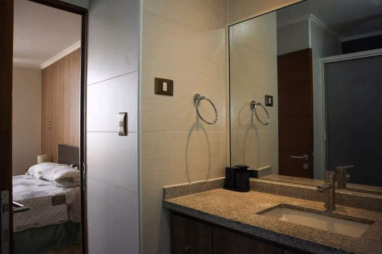 Se Arrienda Moderno Departamento de Un Ambiente – Jardines del Sur