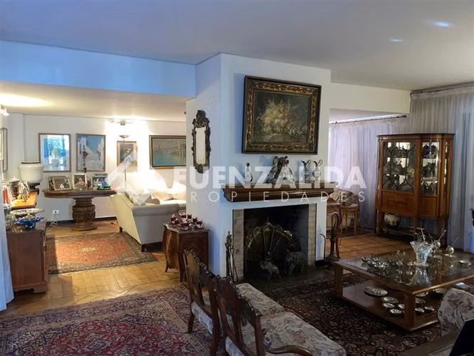 Amplia casa en venta 5 dormitorios en Las Condes, ERZ - Imagen 3