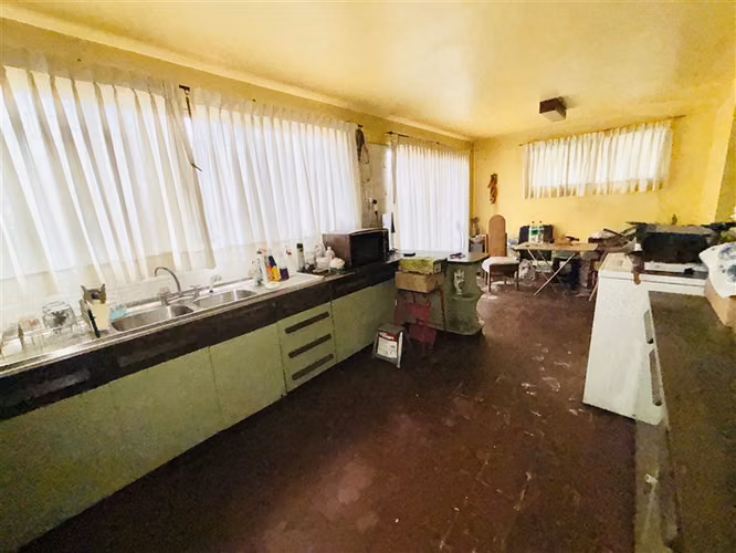 Casa en venta de 4 dorm. en La Reina / Country Club