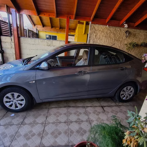VENTA VEHICULO HYUNDAI ACCENT 2016