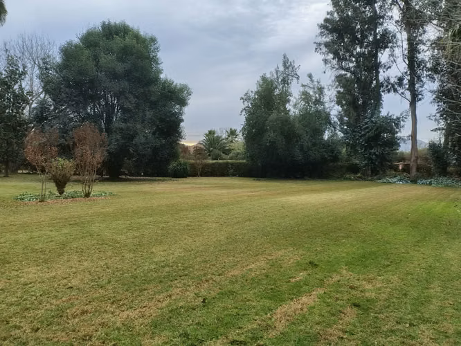 ARRIENDO CASA DE 4D/4B EN PARCELA CERCANA AL COLEGIO CARAMPANGUE