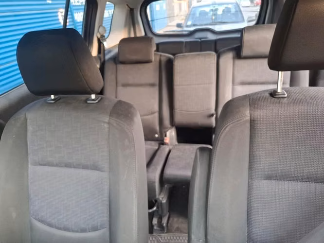 Mazda  5