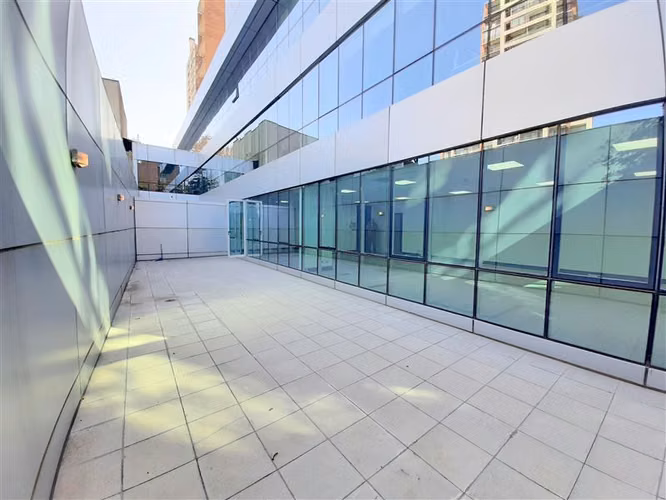 109 m2 planta libre, 155 patio uso y goce exclusivo