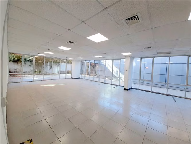 109 m2 planta libre, 155 patio uso y goce exclusivo