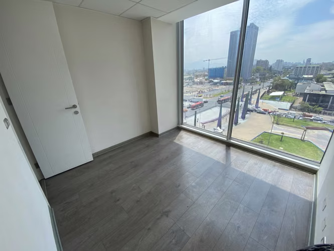 ARRIENDO OFICINA 2 AMBIENTES - METRO SAN ALBERTO HURTADO